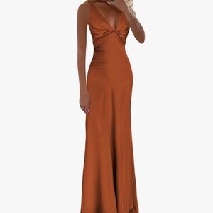 Elegant Rust Sleeveless Maxi Dress